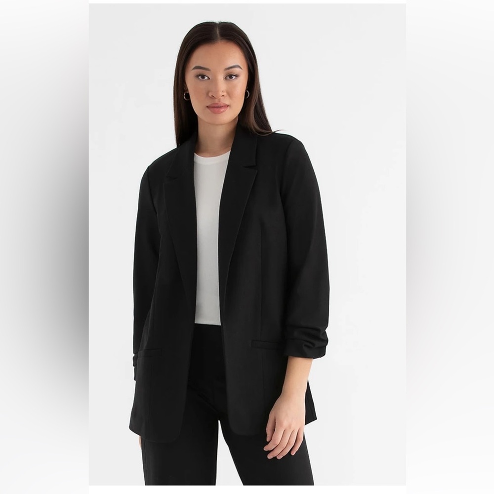 Ricki's Elegant Black Blazer NWT